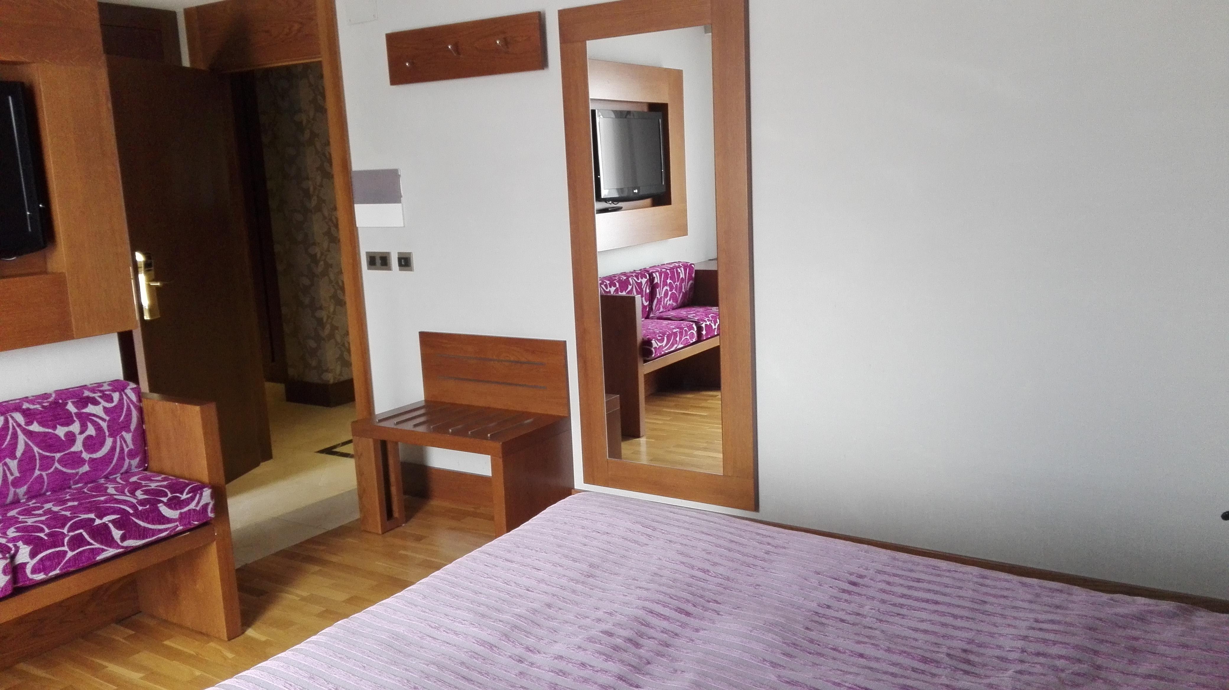 Hotel Los Braseros Burgo المظهر الخارجي الصورة